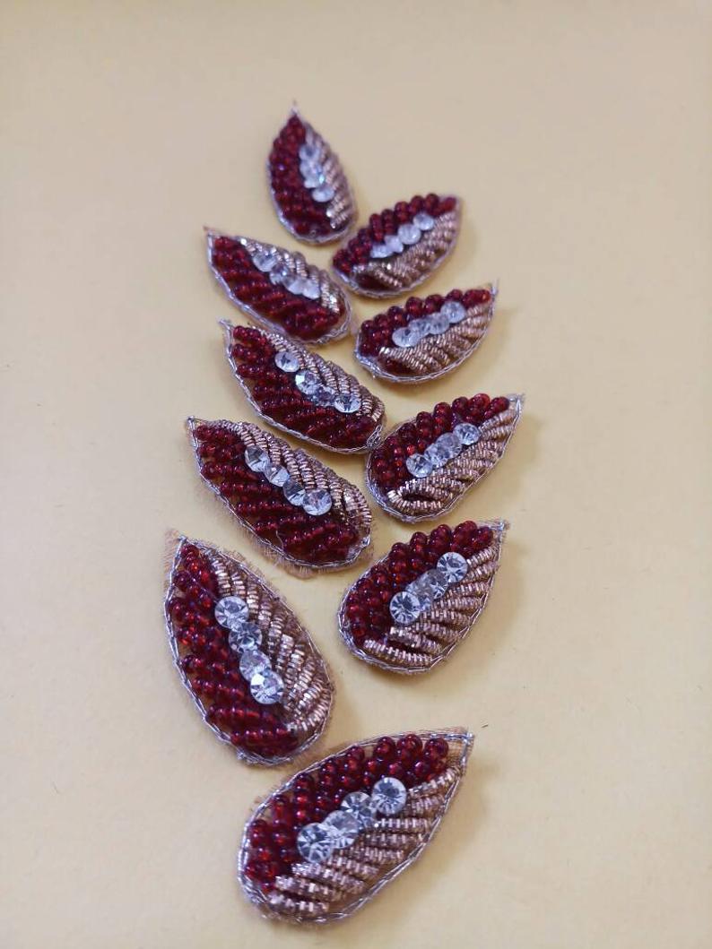 Lovetholy® (Pack Of 25Pcs) 2x1cm Leaf Applique Patches (L-22) - Image 3